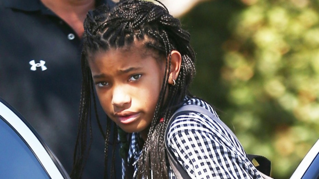 Willow Smith má novou image, nechala si naplést copánky