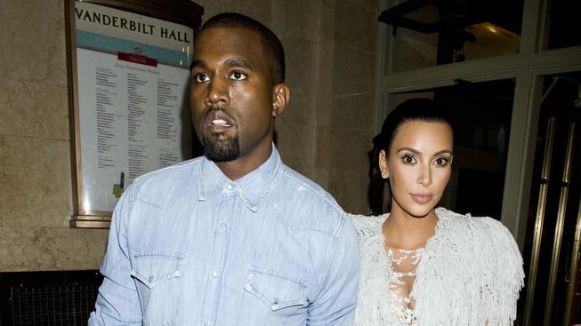Kim Kardashian čeká miminko Kayne West a Kim Kardashian