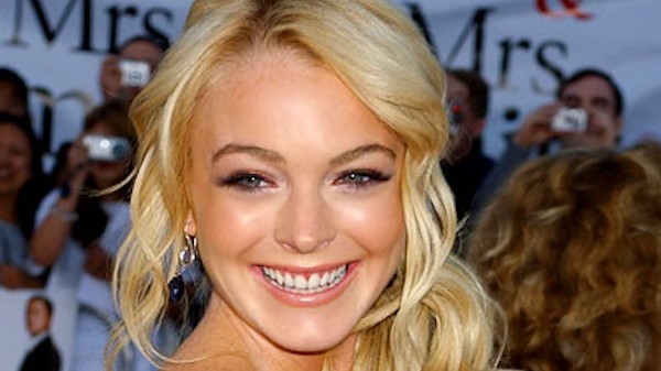 Lindsay Lohan do světa vypustila zprávu o svém těhotenství. Byl to Apríl!