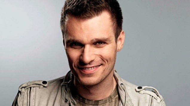 Leoš Mareš na Andělech jako Conchita Wurst, vousatý transvestita ze soutěže Eurosong