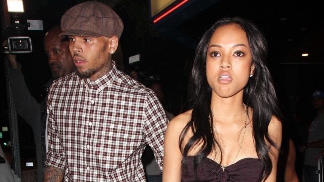 Chris Brown obnovil vztah s Karrueche Tran. Ví to Rihanna?