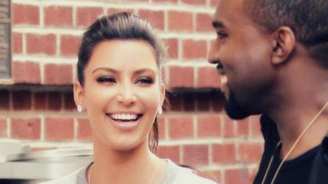 Kanye West a Kim Kardashian se zasnoubili! Tomu se říká žádost o ruku