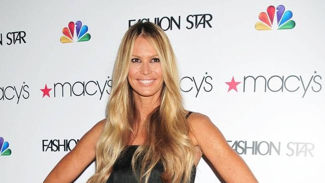 Nejvíce sexy ženy kolem padesátky? Vede topmoedlka Elle MacPherson!