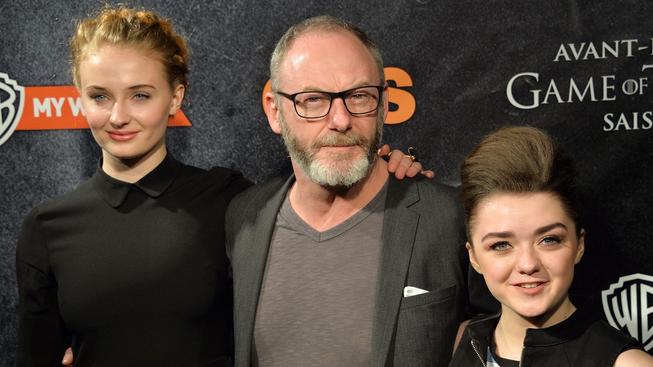 Herečky z Hry o trůny Maisie Williams a Sophie Turner: Opravdu stylové „sestry“!
