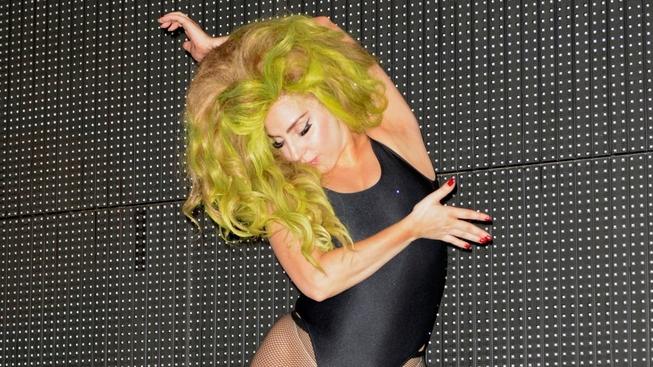 Lady Gaga není na plastiky. Má svoje fígle na pevnou pleť