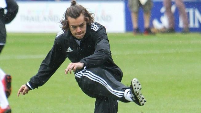 Harry Styles jako fotbalista: Neuvěříte, co na hřišti předvedl!