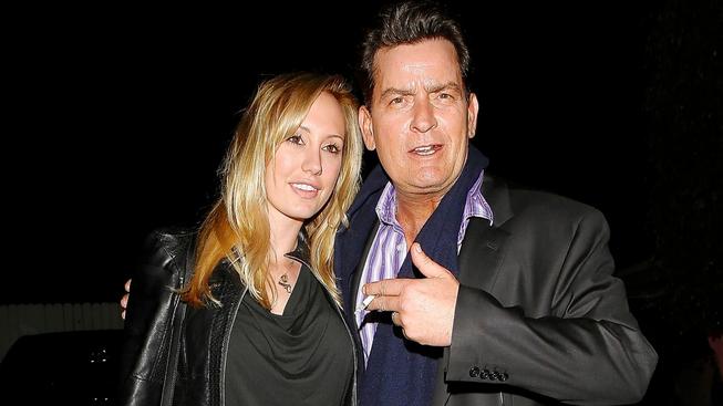 Charlie Sheen: svatba nebude