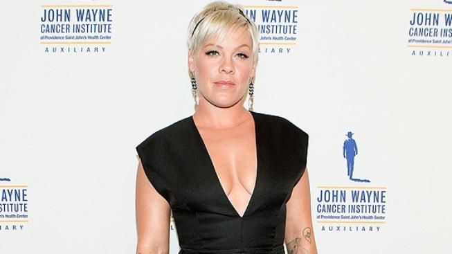 Pink: 'Mé smyslné a šíleně silné tělo si užívá zaslouženého volna'