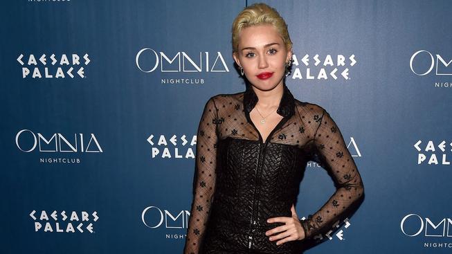 Bisexuálka Miley Cyrus prozradila, proč jí nefungují vztahy se ženami