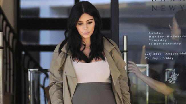 Wow! Těhulka Kim Kardashian zapózovala úplně nahá