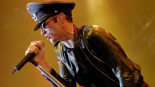 Známý bouřlivák Scott Weiland včera odešel do hudebního nebe