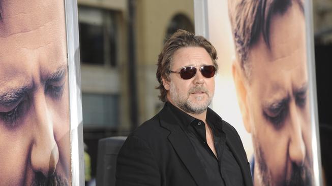 Russell Crowe si utrhl ostudu. Zbytečně zkritizoval aerolinky, které zakázaly přepravu hoverboardů