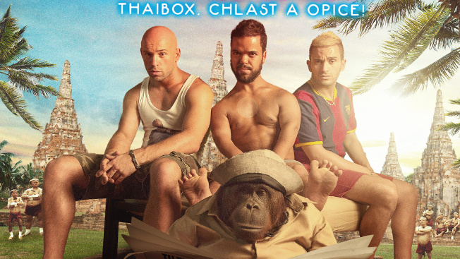 Filmové premiéry: Zápas liliputů a finanční konspirace