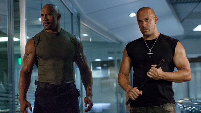 Souboj svalovců: Dwayne Johnson VS Vin Diesel. Komu fandíte?