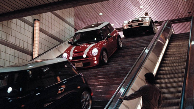 Čistá práce, nebo vabank? Přinášíme snímky plné akce a bankovních loupeží