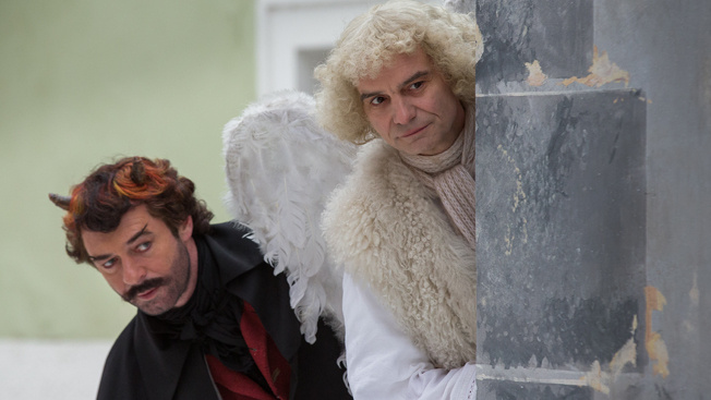 Filmové premiéry: Pokračování oblíbené pohádky a úchylný Santa