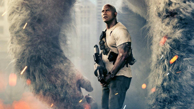 Dwayne Johnson v akčním nářezu podle videoherní klasiky a první teaser Deadpoolu 2