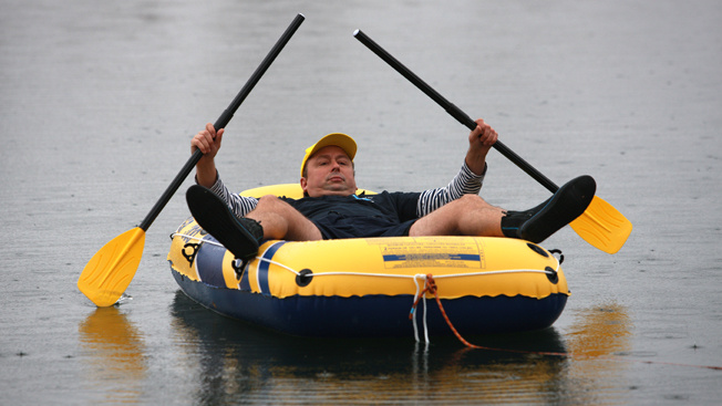Filmové premiéry: Tonda Blaník jako prezidentský kandidát a návrhář odtržen od reality