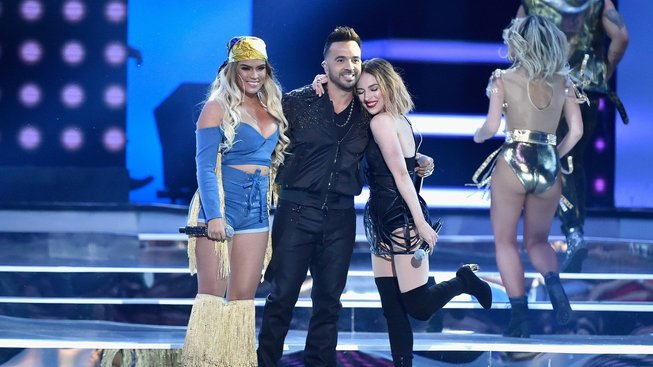 Luis Fonsi rekordmanem Youtube, aneb jak miliardové "Despacito" rozhýbalo svět