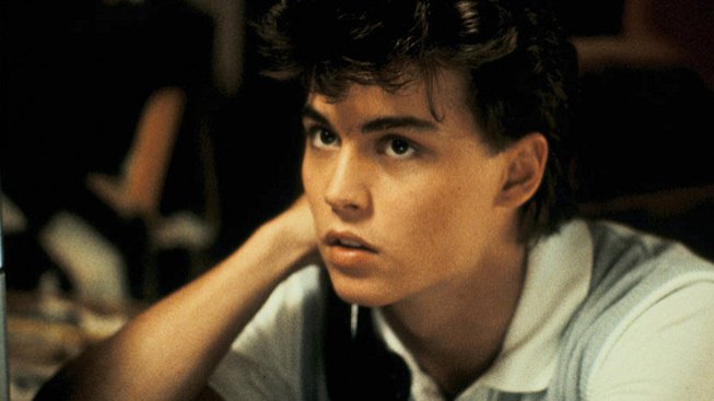 Johnny Depp v hereckém debutu Noční můra v Elm Street.