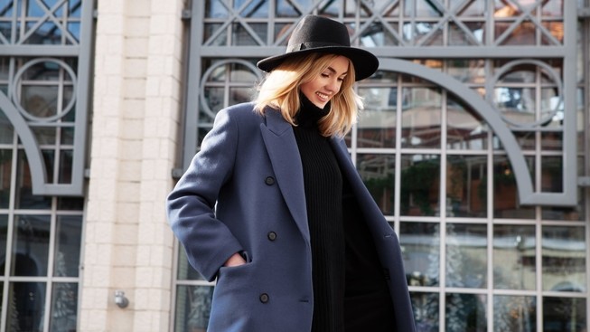 Zimní móda – co by měla tuto sezónu nosit módní žena a co by měl dělat módní muž?