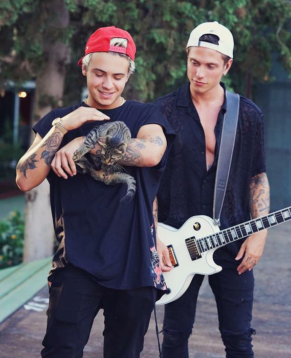 Benji & Fede