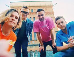 McFLY 
