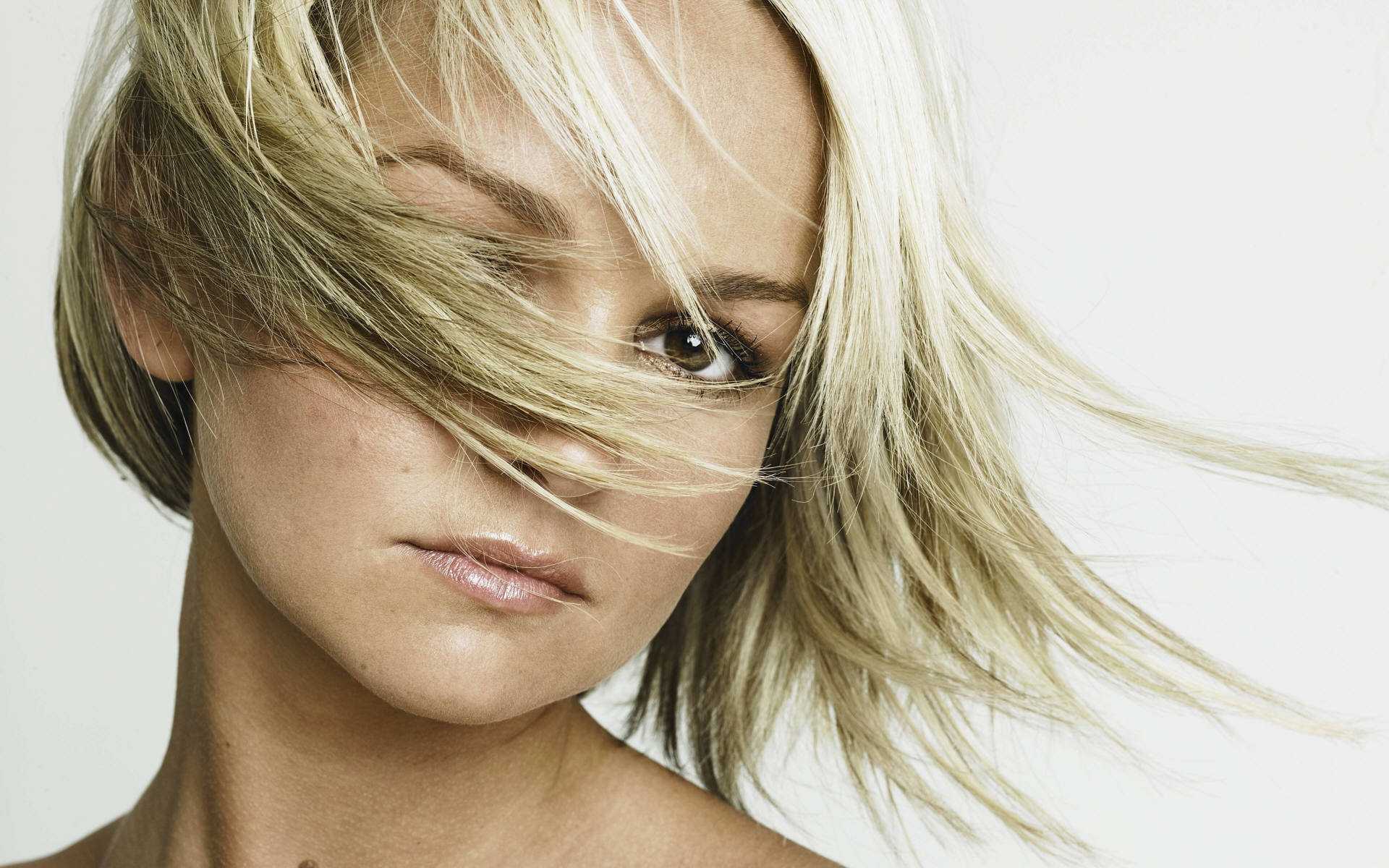 Jennifer Ellison