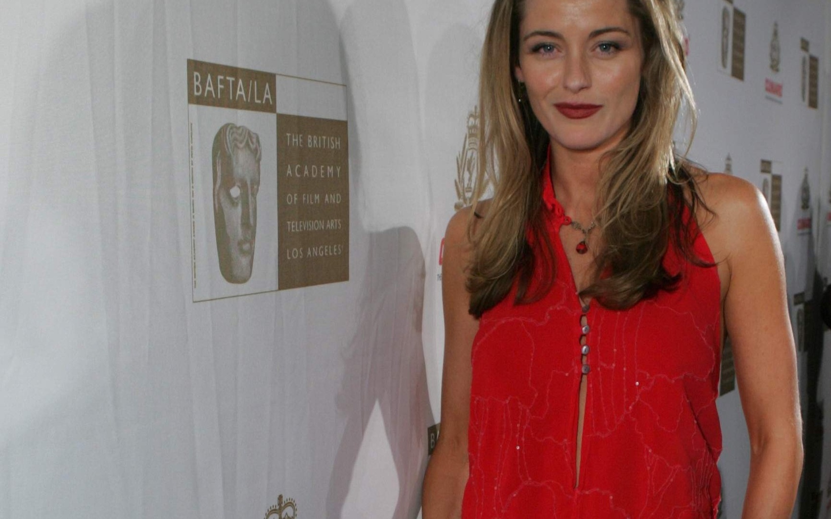 Tapety - Louise Lombard.