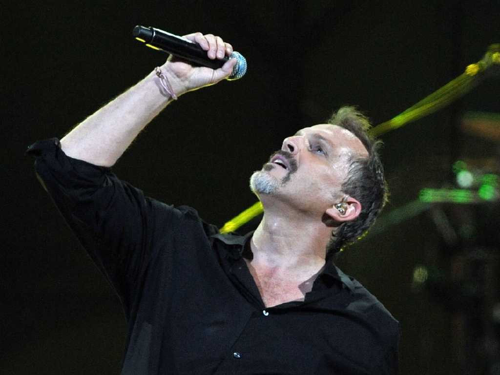 Miguel Bosé