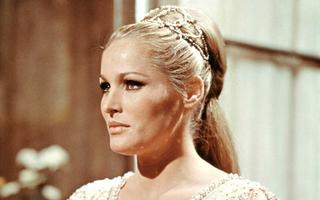 Ursula Andress