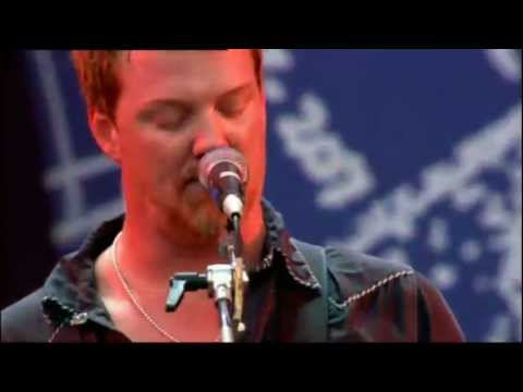 Profilový obrázek - [10] Queens of the Stone Age - 3's & 7's (Live @ Werchter 2011)