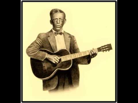 Profilový obrázek - 1st Rock And Roll Song 'Going To Move To Alabama' CHARLEY PATTON (1929)
