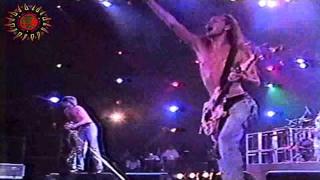 Alice In Chains - Angry Chair / Man In The Box [Live At The Hollywood Rock 1993][Pro-Shot]