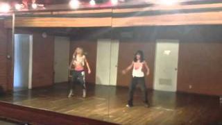 Ashley Tisdale and Vanessa Hudgens do the Beyonce 'Run The World (Girls)' Dance