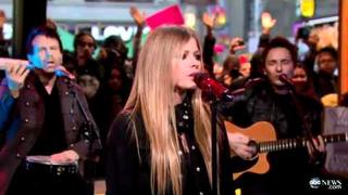 Avril Lavigne - Wish You Were Here (GMA 22/11/2011)