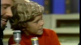 Bobby Bare and family - Singin' in the Kitchen