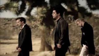 Boulevard Of Broken Dreams - Green Day Official Video HD