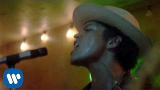 Bruno Mars - Gorilla [Official Music Video]