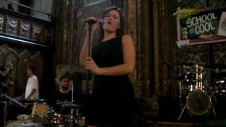 Colleen Rennison and The New Breed - "Work It Out" by Beyonce (Live) 10-4-09
