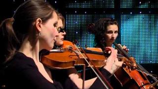 Ewa Farna + Čechomor - Ławeczka/Lavečka- Národní Divadlo 2010