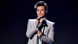 harry styly z března 2014