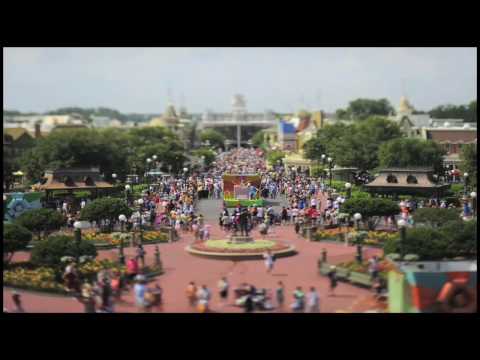 Profilový obrázek - A Model Day at Magic Kingdom - Exclusive Disney Parks Tilt-Shift Video