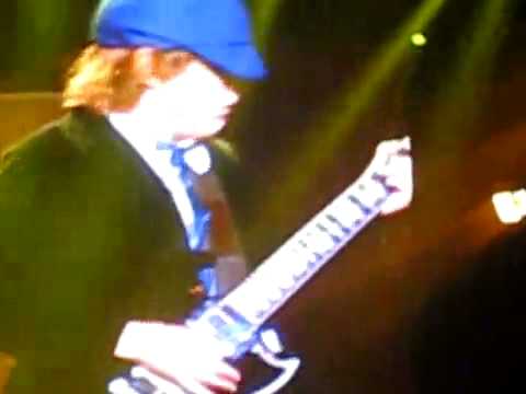 Profilový obrázek - AC/DC - Hell Ain't A Bad Place To Be (Live 2008)