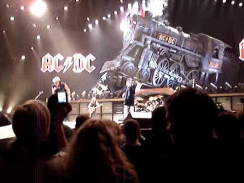 Profilový obrázek - AC/DC Rock N Roll Train Live 26.10.2008 Wachovia  Arena
