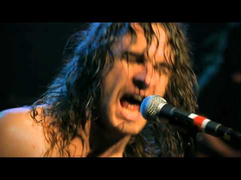 Profilový obrázek - AIRBOURNE - BOTTOM OF THE WELL (OFFICIAL VIDEO)
