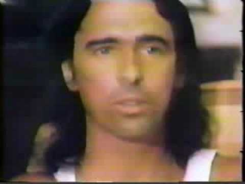 Profilový obrázek - Alice Cooper    Kidsworld    1977 interview