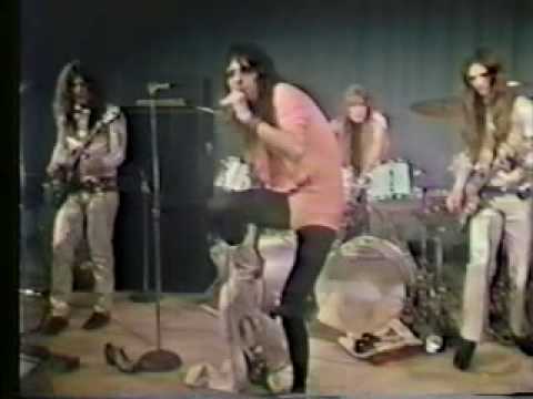 Profilový obrázek - Alice Cooper live in Detroit 1971 - Is It My Body