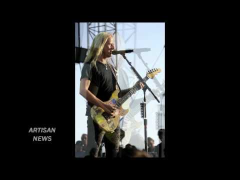 Profilový obrázek - ALICE IN CHAINS LAYNE STALEY STILL ALIVE IN JERRY CANTRELL VOCALS