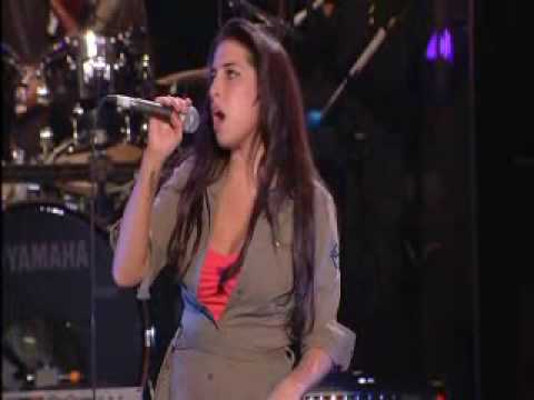 Profilový obrázek - Amy Winehouse - Stronger Than Me - Wembley - 2004